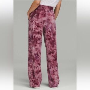 LULULEMON VELOUR RELAXED HIGH RISE PANT INTERSTELLAR CASSIS MULTI COLOR SIZE 4